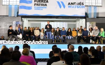 En Florencio Varela, el intendente Watson va como candidato a concejal testimonial y presentó su lista