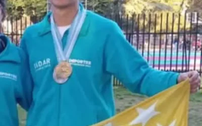 Agustín Street con triple podio: Uno de los mejores jugadores de bádminton es todo un orgullo para Florencio Varela