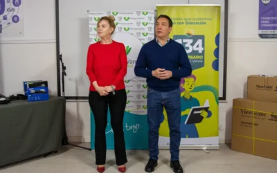 60 tablets y un equipo de sonido: El intendente entregó equipamiento tecnológico para actividades recreativas a la ciudadanía
