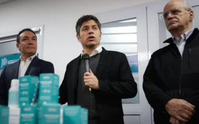 Kicillof inauguró un CAPS en Florencio Varela y apuntó contra Milei en clave electoral