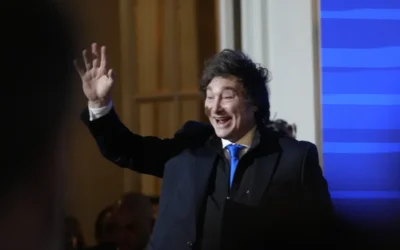 Suben fuerte las acciones argentinas en Wall Street tras el triunfo del gobierno