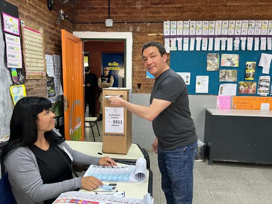 Elecciones Legislativas Nacionales 2025: Andrés Watson emitió su voto