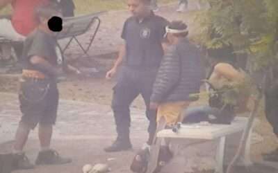 Consumían drogas en la plaza San Juan Bautista y uno fue detenido con pedido de captura