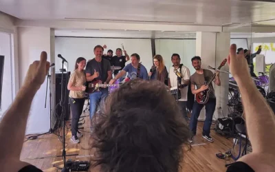«Vení probá la banda»: en medio de la tensión, Javier Milei ensayó para su recital de este lunes