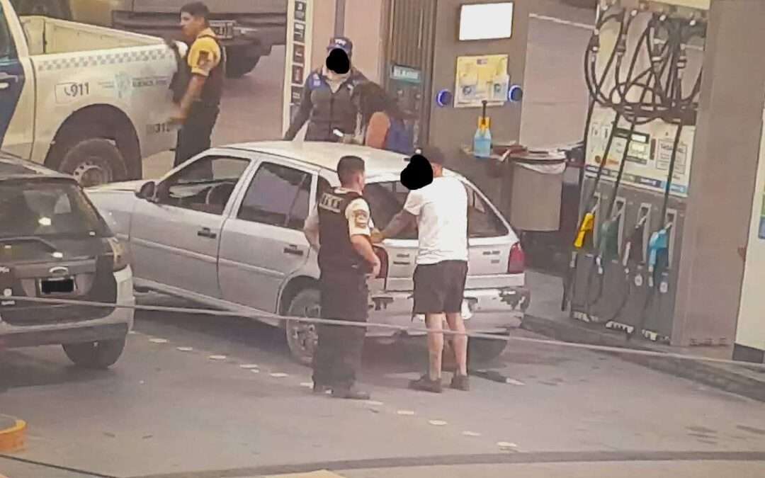 Villa Angélica: Encontraron un auto que había sido robado el día anterior en otro distrito