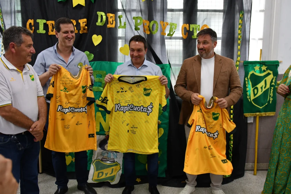 90 años del defensa3