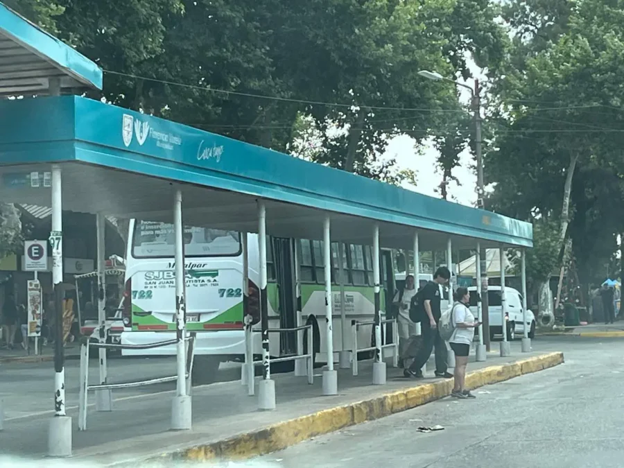Andrés Watson decretó la emergencia en el transporte público en Florencio Varela