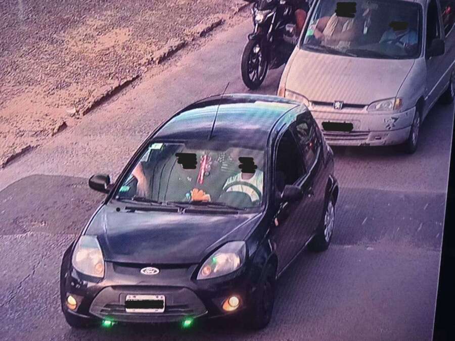 Detectaron un auto con pedido activo de secuestro en Bosques