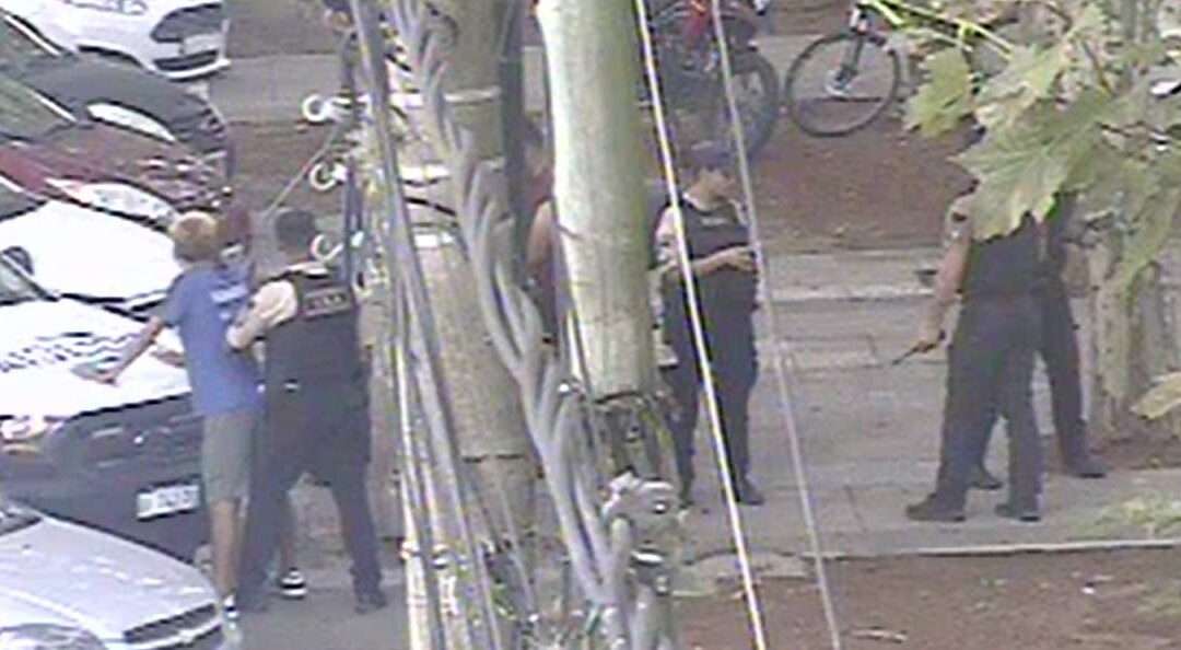 Por un conflicto en la vía pública, encontraron a un sujeto buscado durante 9 años por la Justicia