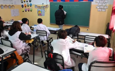 El gobierno de Andrés Watson aumenta la Asignación por Ayuda Escolar Anual