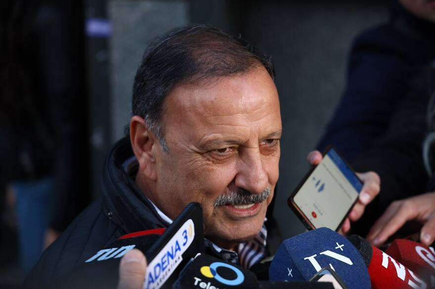 el-gobernador-de-la-rioja-ricardo