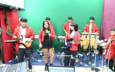 El fin de semana arranca con ritmo tropical en la Peatonal Monteagudo