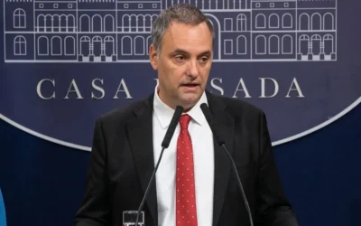 Manuel Adorni evitó dar detalles de su patrimonio y aclaró: «No tengo nada que esconder»