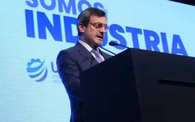 En la Asamblea Legislativa, Kicillof acusó a Milei de ejecutar “un plan de destrucción masiva de industrias”