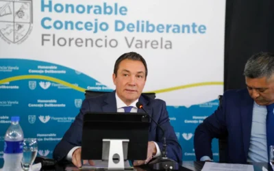 Watson en la apertura de sesiones del concejo: Denunció al gobierno de Milei por “el cierre de empresas” y definió “la educación, la obra pública y el empleo como ejes de su gestión”