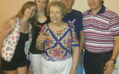 Falleció Gloria González, madre del intendente de Florencio Varela Andrés Watson