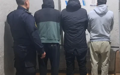 Secuestro de armas de guerra y tres detenidos en un operativo en barrio Mayol