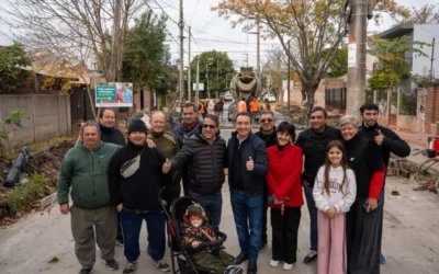 Juramento en Villa Vatteone: una nueva cuadra de pavimento con recursos municipales para facilitar el acceso a instituciones