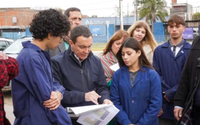 Andrés Watson otorgó materiales de infraestructura para la Escuela Técnica Nº4