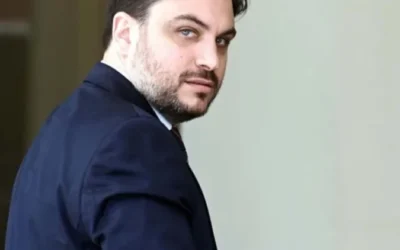 Marra le exigió por carta a Milei la renuncia de Manuel Adorni
