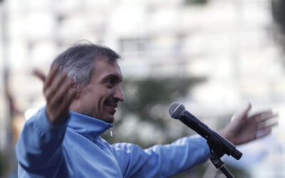 Por orden y guión de Máximo Kirchner, alfiles de La Cámpora salieron en manada a pegarle a Kicillof