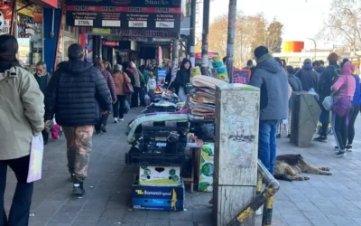 Reclamo de comerciantes por vendederes ambulantes: Habría controles del Municipio en algunos sectores de Florencio Varela