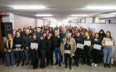 80 personas recibieron su certificado por finalizar el curso sobre “Lengua de Señas Argentinas” (LSA)