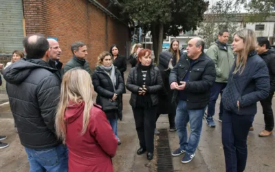 Funcionarios del Gabinete municipal y representantes del Tribunal de Cuentas bonaerense recorrieron el predio de la ex empresa AGFA