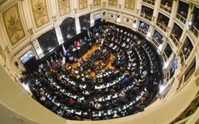 El PRO y LLA quieren frenar un proyecto de La Cámpora que busca blindar a las empresas públicas de la provincia