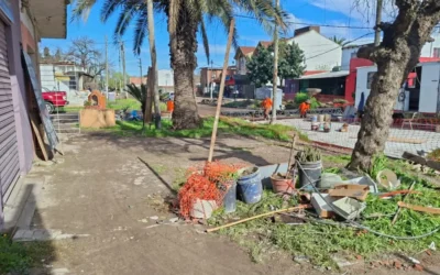 Vecina de Florencio Varela denunció a la Municipalidad ante la Defensoría del Pueblo por peligro vial en av. Cariboni: Motos circulan por la vereda y ya hubo un niño atropellado