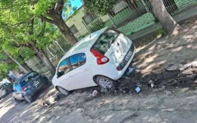 Barrio Luján: reclaman mejoras urgentes en el frente de la Escuela Primaria 44 “Juana Paula Manso”