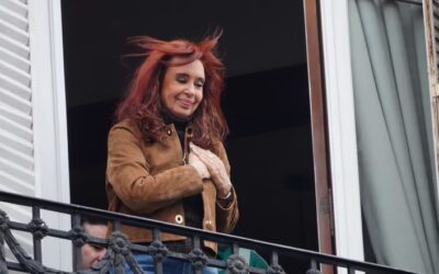 Día de la Lealtad: militantes se concentraron frente a San José 1111 para acompañar a Cristina Kirchner
